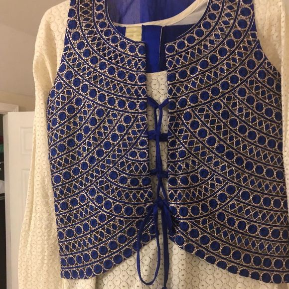 Indian Chudidhar with dupatta - Picture 4 of 5